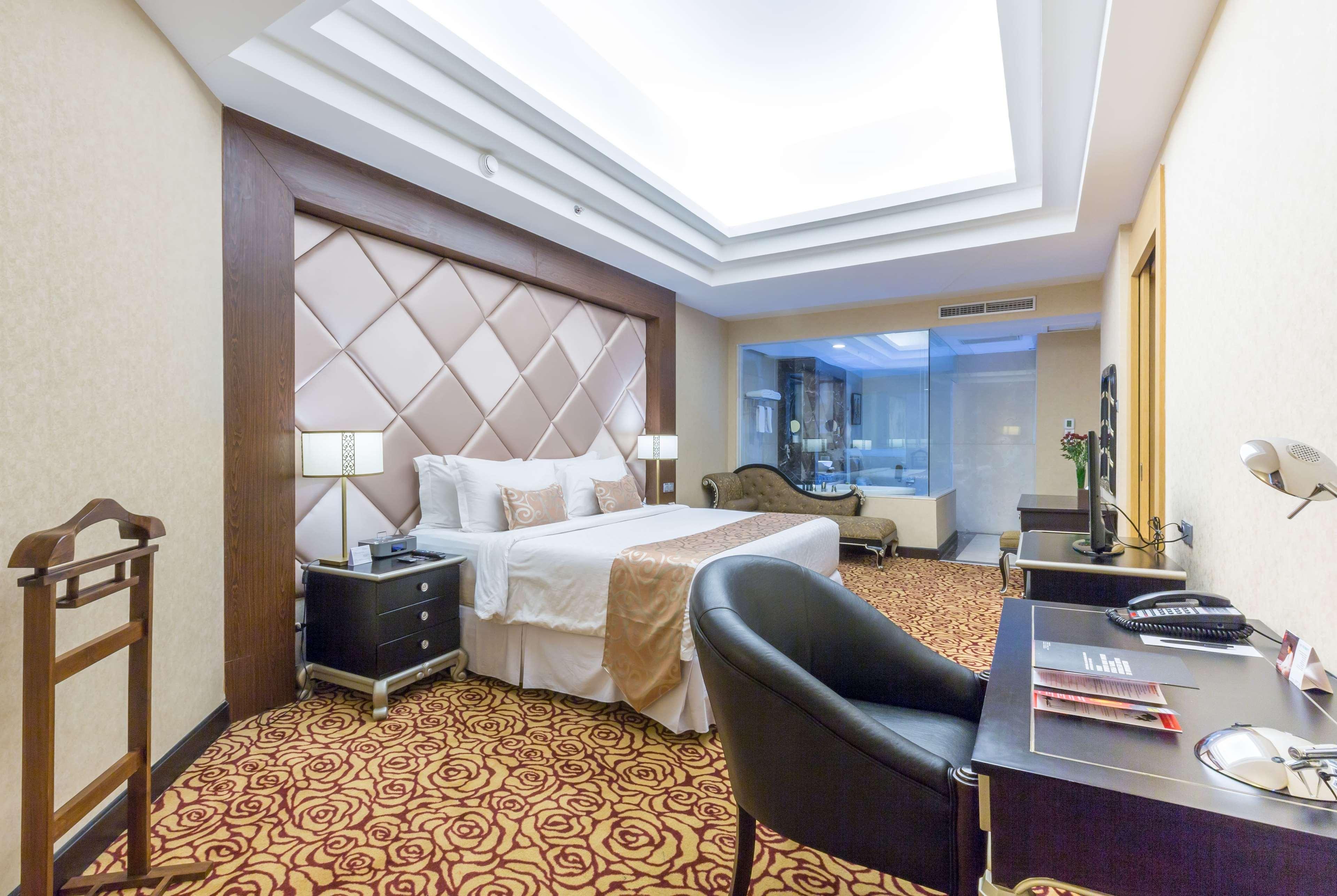 Hotel Wyndham Sorabaya Extérieur photo