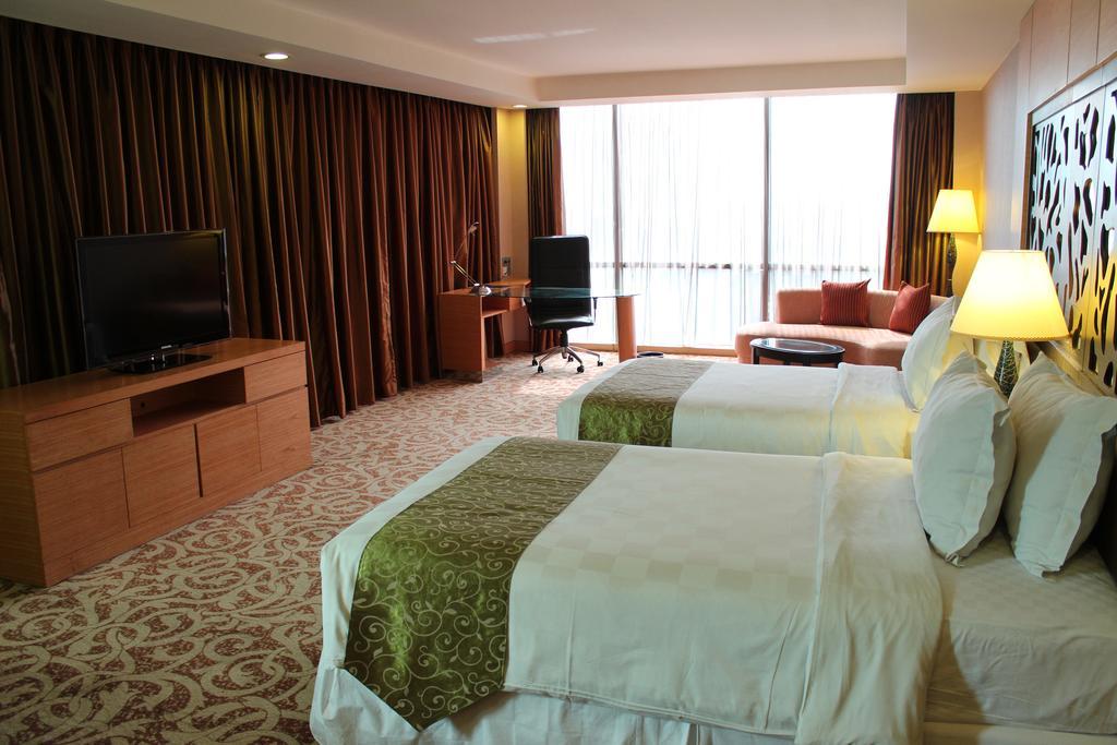 Hotel Wyndham Sorabaya Extérieur photo